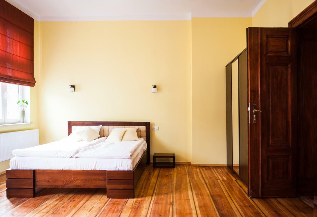 Appartement Czar Garbar à Poznań Extérieur photo